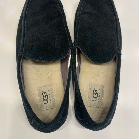 UGG - US 8 black genuine leather slippers shearling - Picture 6 of 6